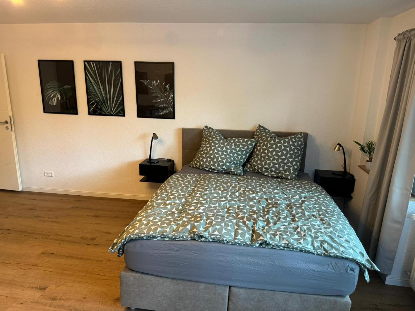 Studio Zimmer In Innenstadt 卡尔斯鲁厄 外观 照片